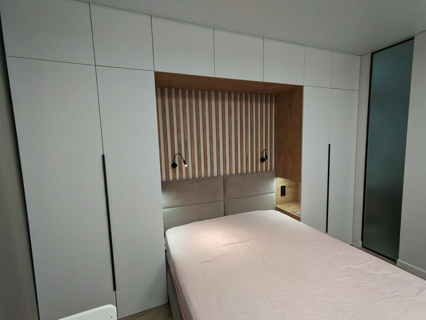 Угловой шкаф на заказ