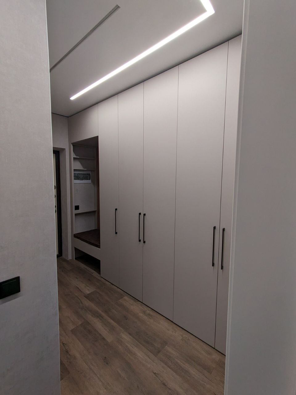 Прихожая с зеркалом изготовление